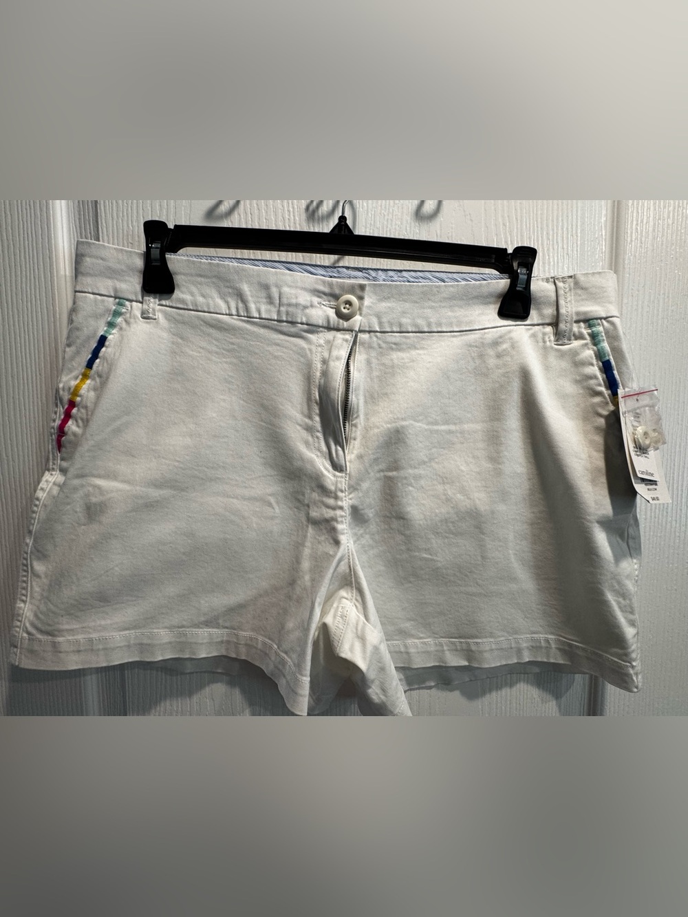 NWT Crown & Ivy Caroline White 5” Twill Shorts Size 16 Rainbow Trim